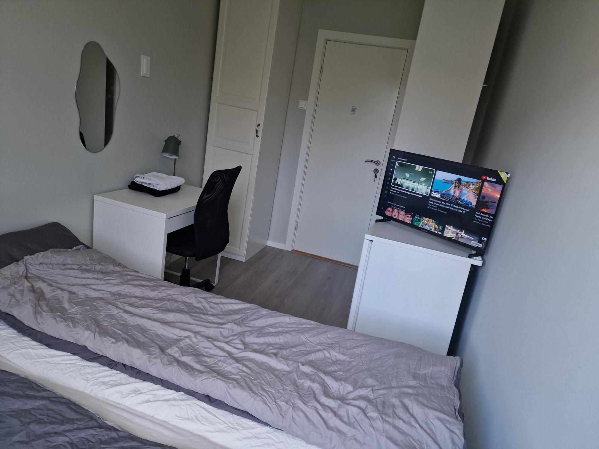 Privat Room In Shared 3 Rooms Apartment Manglerud Осло Экстерьер фото