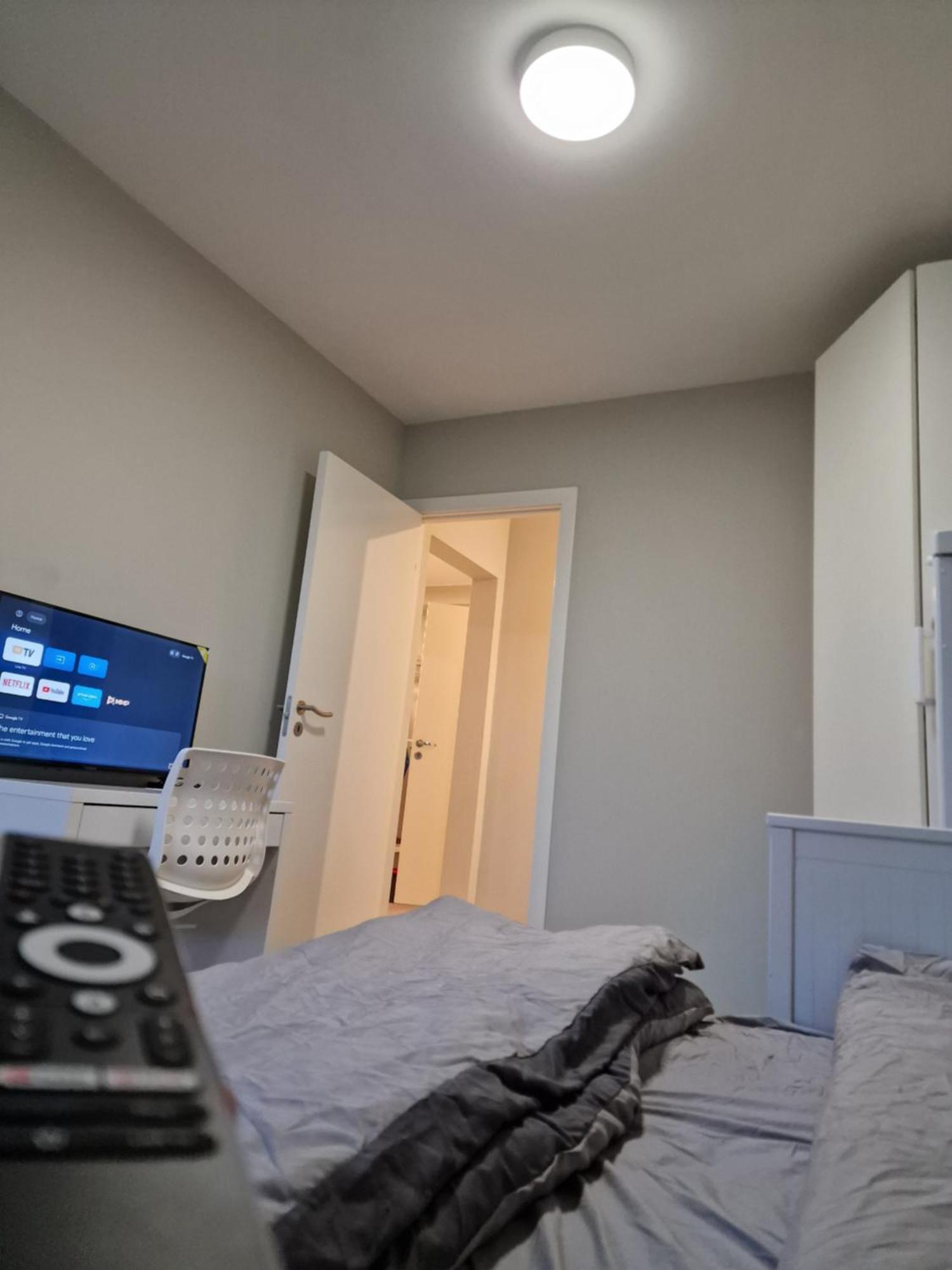 Privat Room In Shared 3 Rooms Apartment Manglerud Осло Экстерьер фото