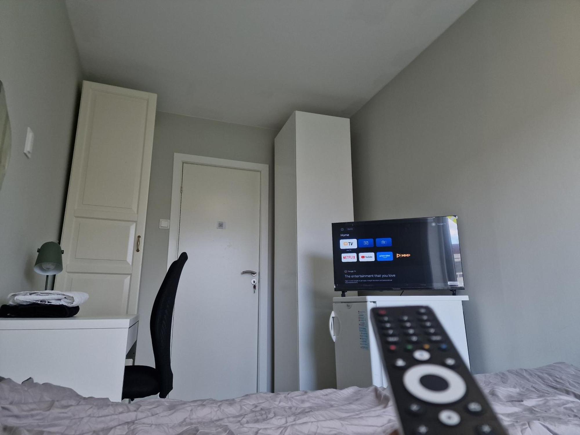 Privat Room In Shared 3 Rooms Apartment Manglerud Осло Экстерьер фото