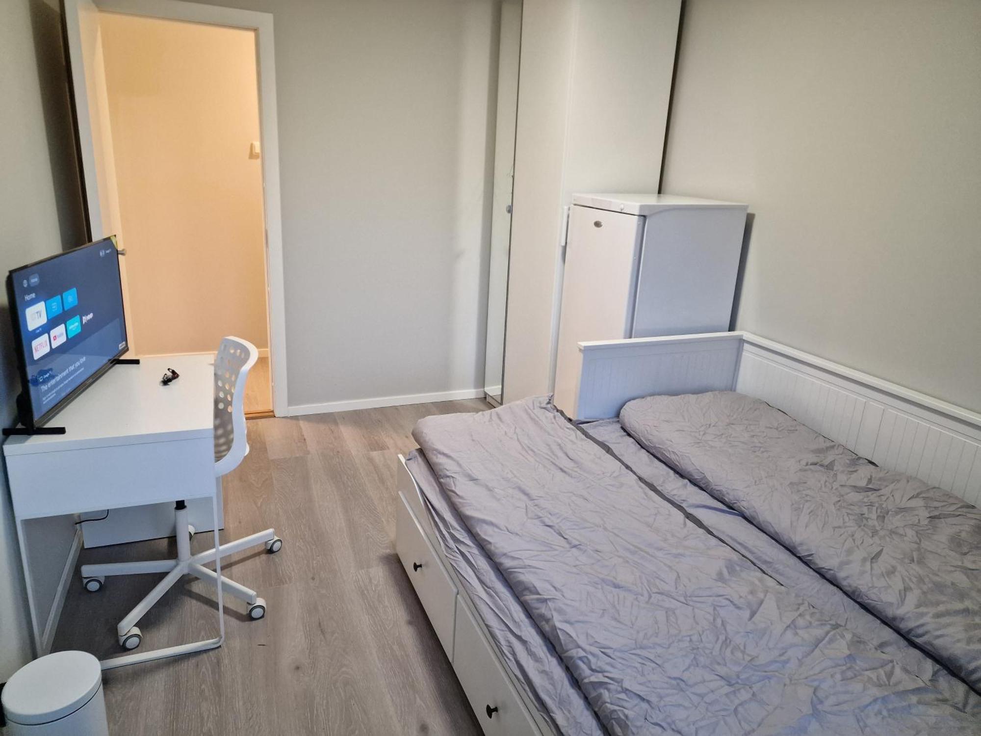 Privat Room In Shared 3 Rooms Apartment Manglerud Осло Экстерьер фото